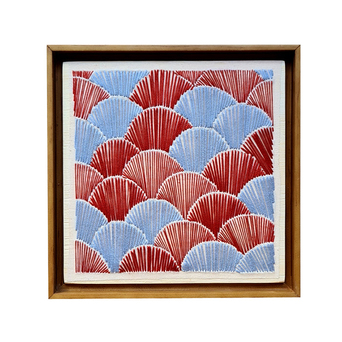 Quadro | "Plum" | Tamanho Pequeno (22x22cm) | Moldura de Madeira Modelo Canaleta