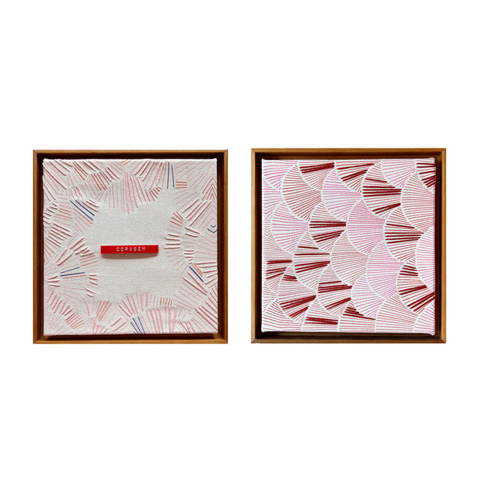 Garimpo | Quadro | "Coragem Rosa Claro" | Print | Tamanho Pequeno (22x22cm) | Moldura de Madeira Modelo Canaleta