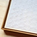 Quadro bordado Off White – Arte manual em tecido, ideal para decoração de interiores e presentes